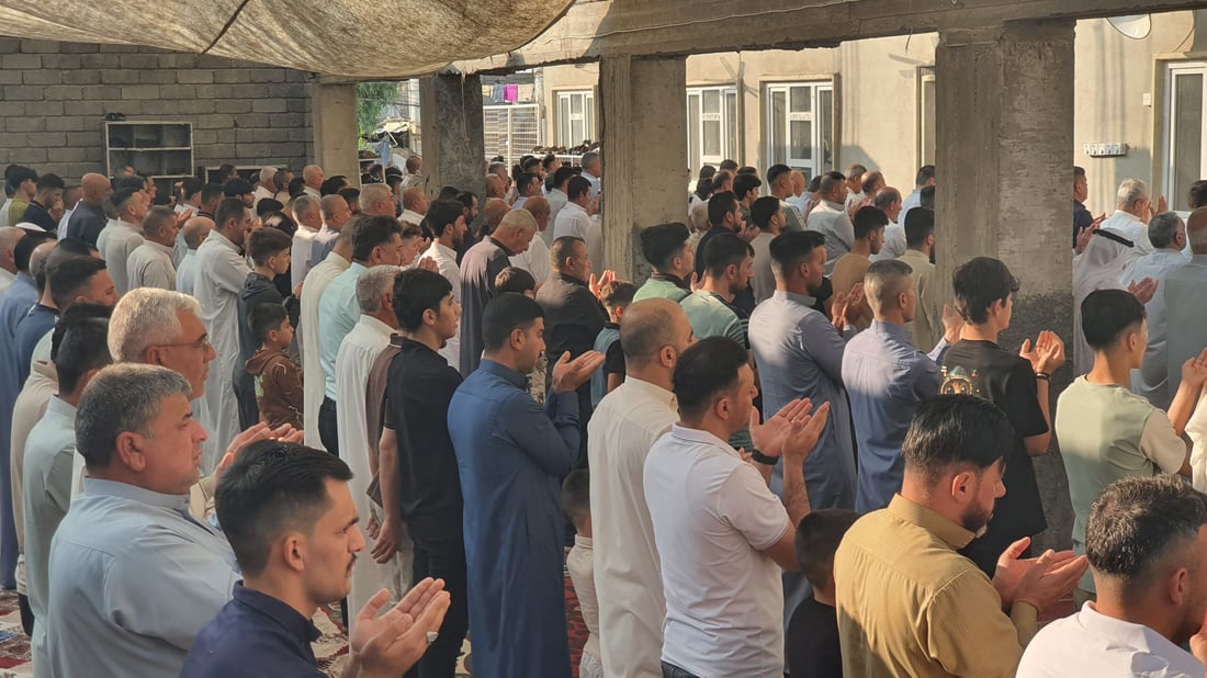 جامع السبطين وسط تلعفر اكتظ بمئات المصلين في صبيحة عيد الأضحى (صور)