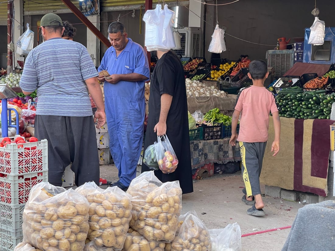 علوة كركوك: الباميا العراقية “مغرورة” بـ4 آلاف.. والمشمش يختفي بسرعة (صور)