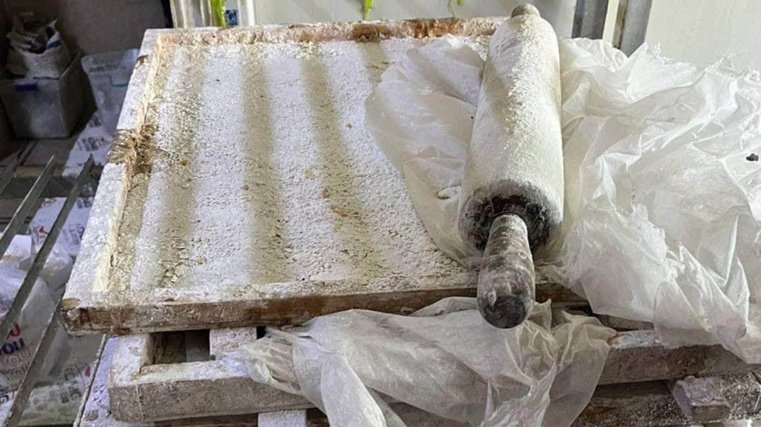 کارگەیەکی شیرینی لەبەر پیس و پۆخڵی داخرا