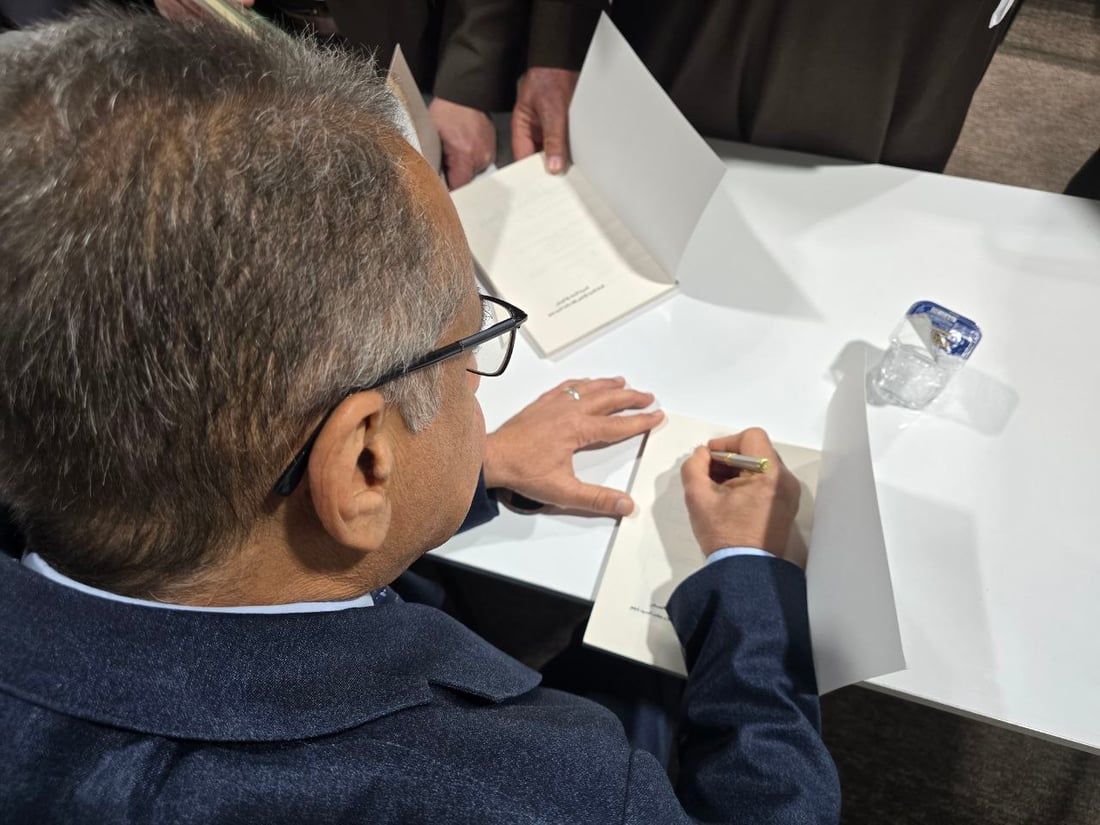 صور: البدراني أقنع النعيمي بالظهور وتوقيع مؤلفاته بعد أكثر من 50 سنة في الكتابة