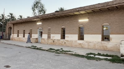 أجمل قلاع المسعود في كربلاء.. نقلنا “شيلمان” السقف على قطار الشرق