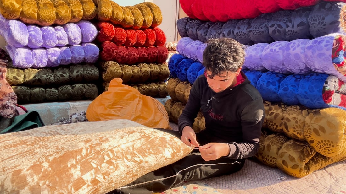 Traditional mattress-making endures in Al-Majar Al-Kabir