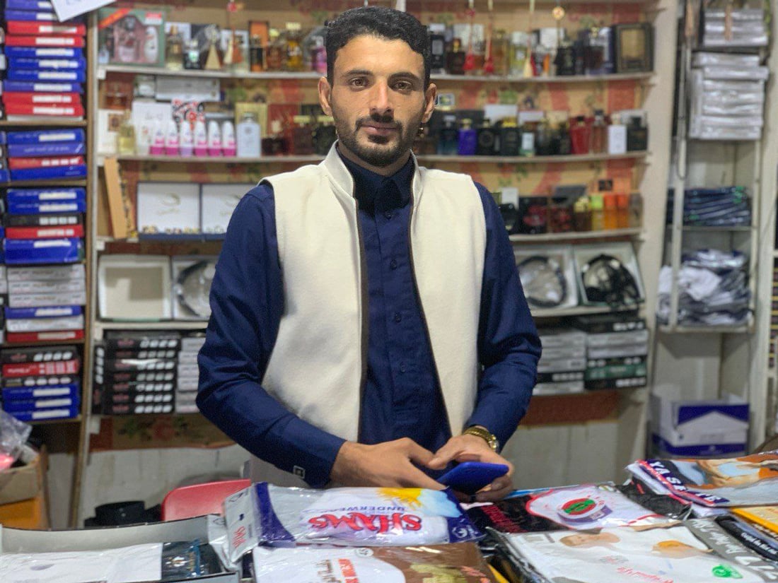 ربيعة تفضل “يلگ سديري معري”.. يناسب الدشداشة والقميص وبـ “وجهين” (صور)