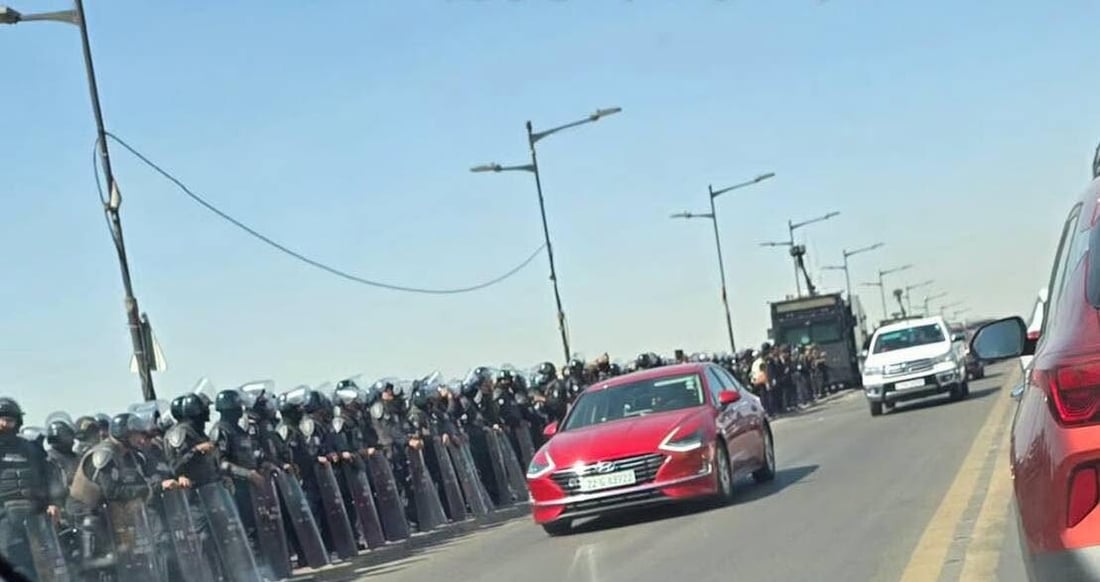 Republic Bridge closed as farmers resume march on Green Zone