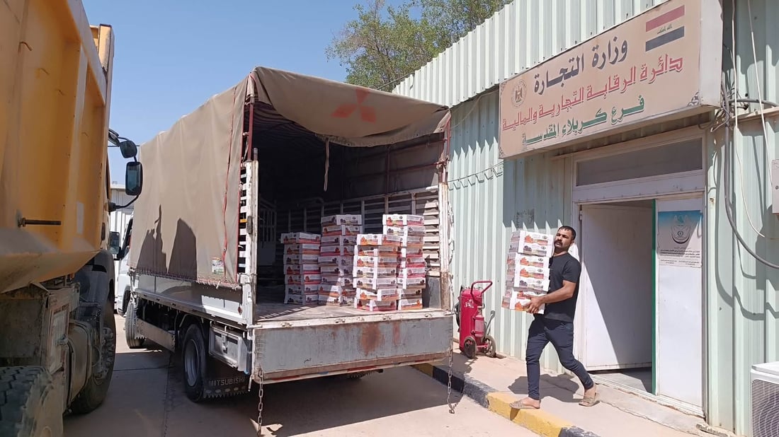 صور: شاحنات لنقل زوار الأربعين.. وزارة التجارة تحرك أسطولها الخدمي