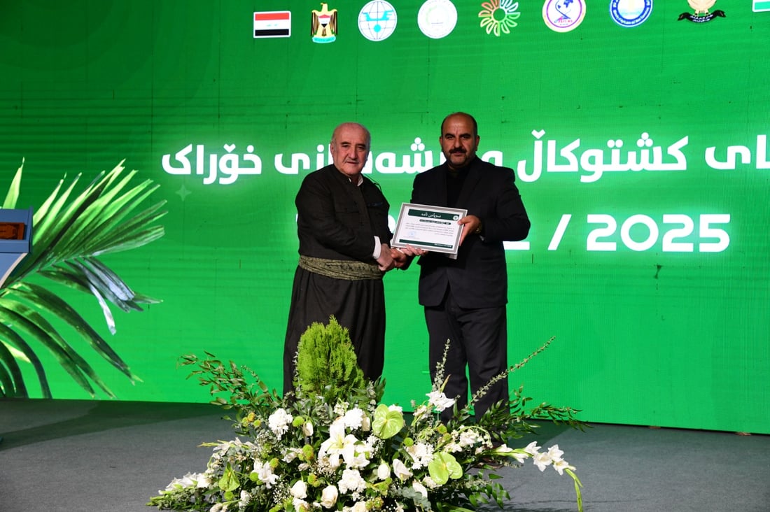 هەشت رێکخراو و شوێن رێزلێنانیان پێشکەشی شێخ جەمالی کربچنە کرد