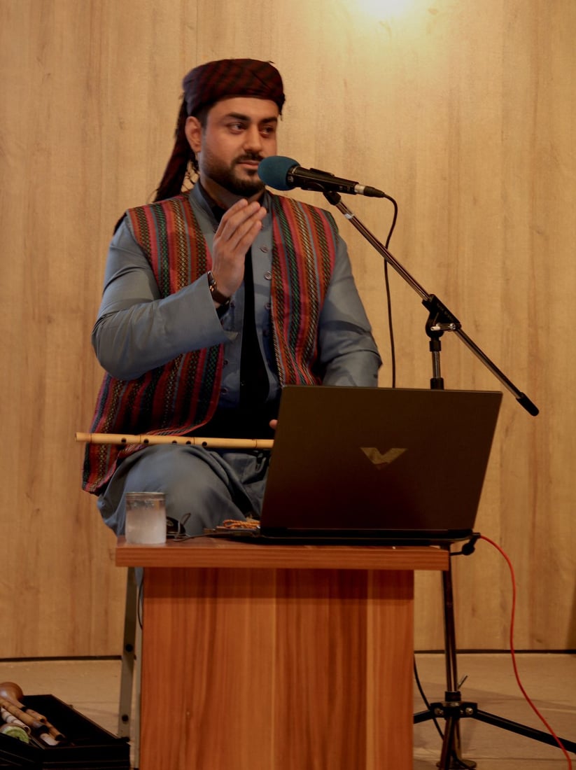 گەڕانێك بەنێو فۆڕمی مەقامە ناوچەییەكانی گەرمیان لە زانکۆی سلێمانی