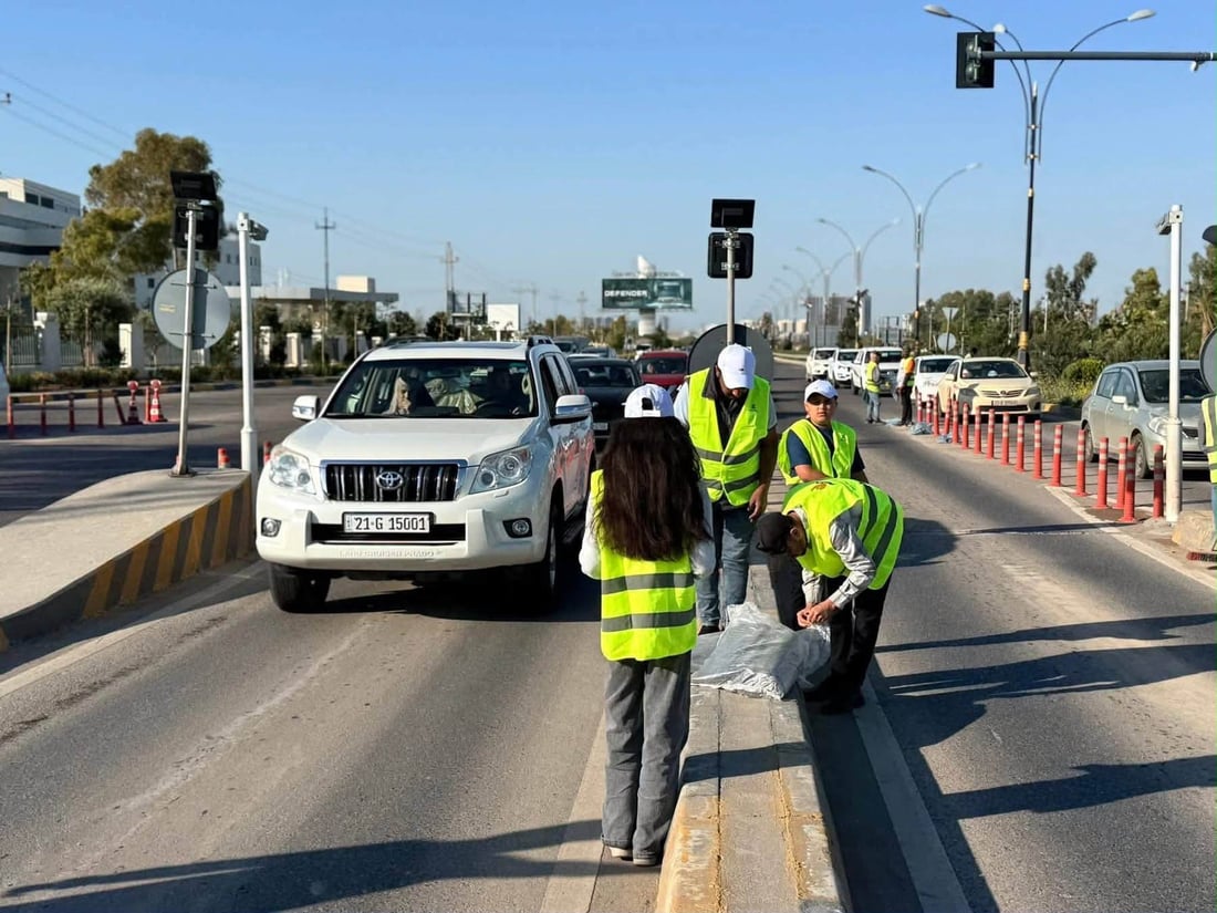 بە قسەیان بکەن و ژینگەی سەیرانگاکان پیس مەکەن