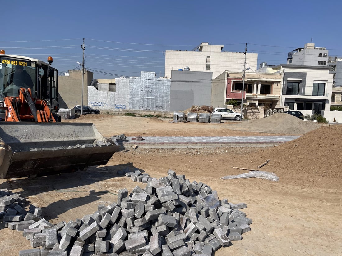 چینییەکان لەسەر شێوازی خۆیان پارکێک دروستدەکەن