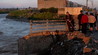 بارانبارین و لافاو مەترسی بۆ سەر پردێکی گەڕەکی سەرکارێز دروستبووە