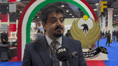 یونس راوی بیروبۆچوونەکانی دەکاتە رۆمان و بەشێکیشی نووسیوە
