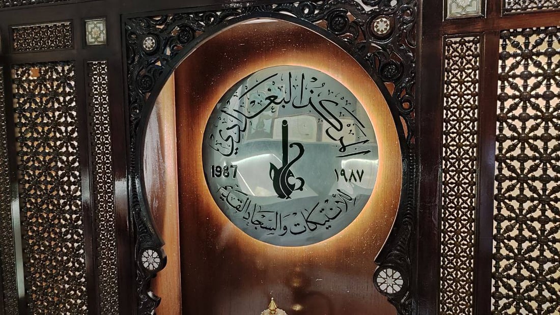 أخلص للفن حتى مع أمير قطر.. الأعظمية تجمع “الكبار” لتحية طالب البغدادي (صور)