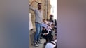 فيديو: مدرس بصراوي يجمع طلبته منذ ال6 صباحاً لتدريسهم الرياضيات ويكافئ المتفوقين