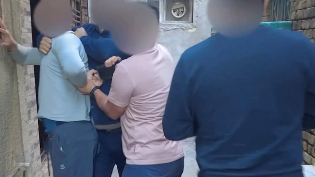 شجعا فتيات على الزواج والهجرة.. اعتقال متهمين بالانتماء لحركة “اليماني”