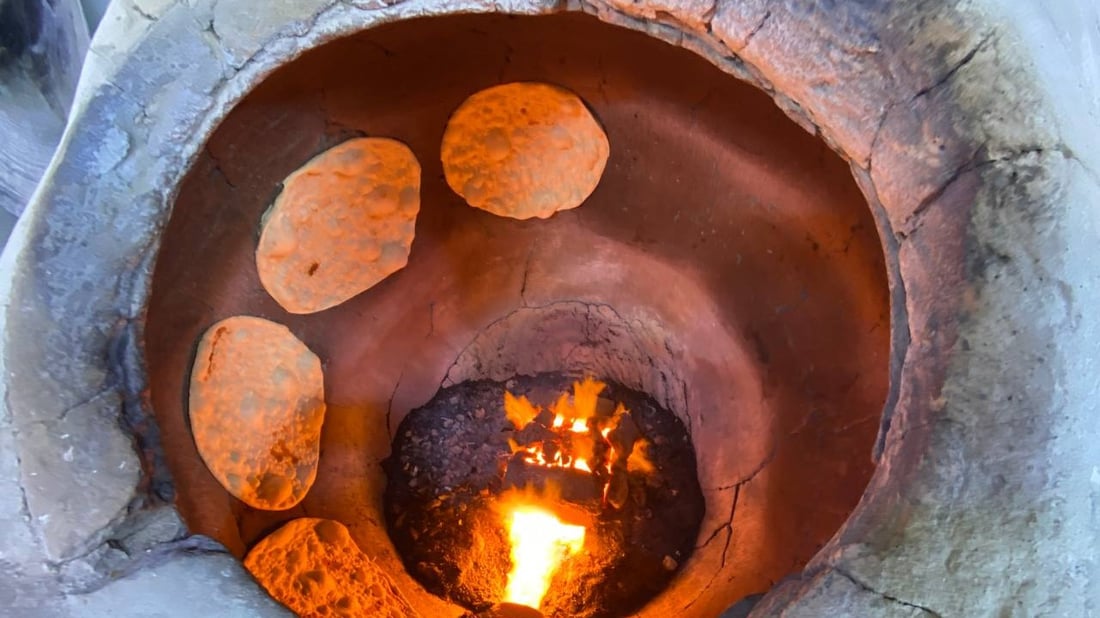 التنور نجفي والطريقة كردية.. هيت لا تشتري الخبز إلاّ من “البشير” (صور)