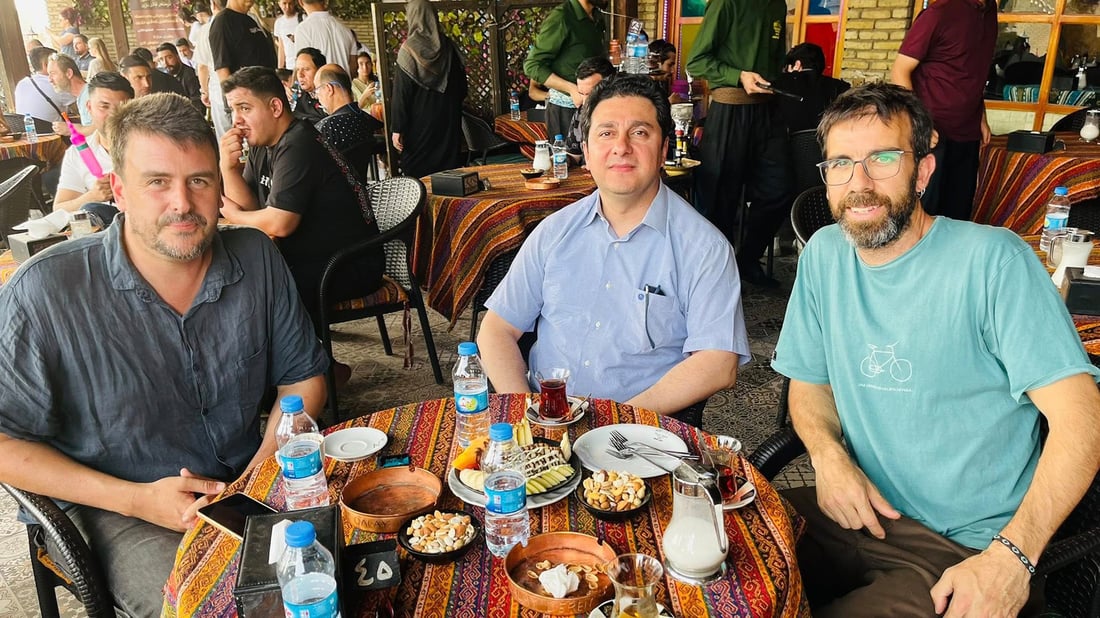 ئەمڕۆ یاریزانێکى پێشووى بارسا لە مەچکۆ چاى خواردەوە