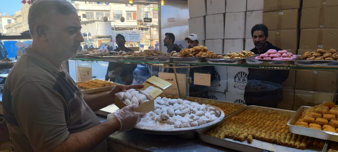 حلوى القطب ماركة مسجلة لكربلاء.. أصلها إيراني لكن شكرجية الولاية أضافوا لمستين