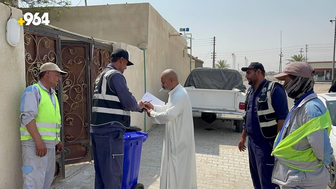 ماذا نفعل أكثر حتى لا ترموا النفايات؟.. سفوان توزع حاوية وأكياساً لكل عائلة (صور)