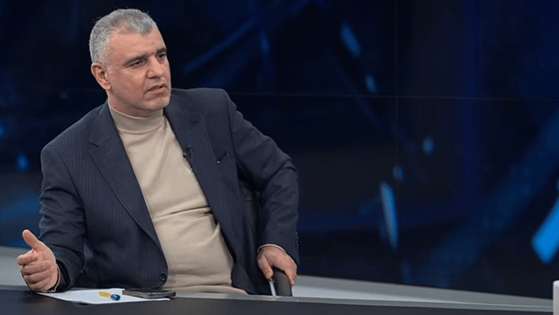مستشار السوداني: مؤامرة وخونة خلف فشل الكهرباء وبيتي على الطاقة الشمسية