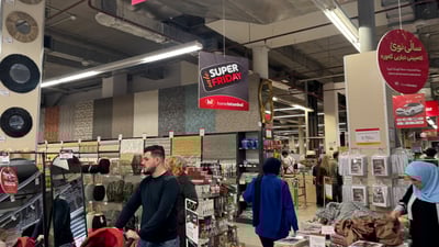 هه‌ولێریش زووتر ده‌ستى به‌ “بلاك فڕایده‌ى” كردووه‌ و خەڵك بە لێشاو رووى تێکردووە