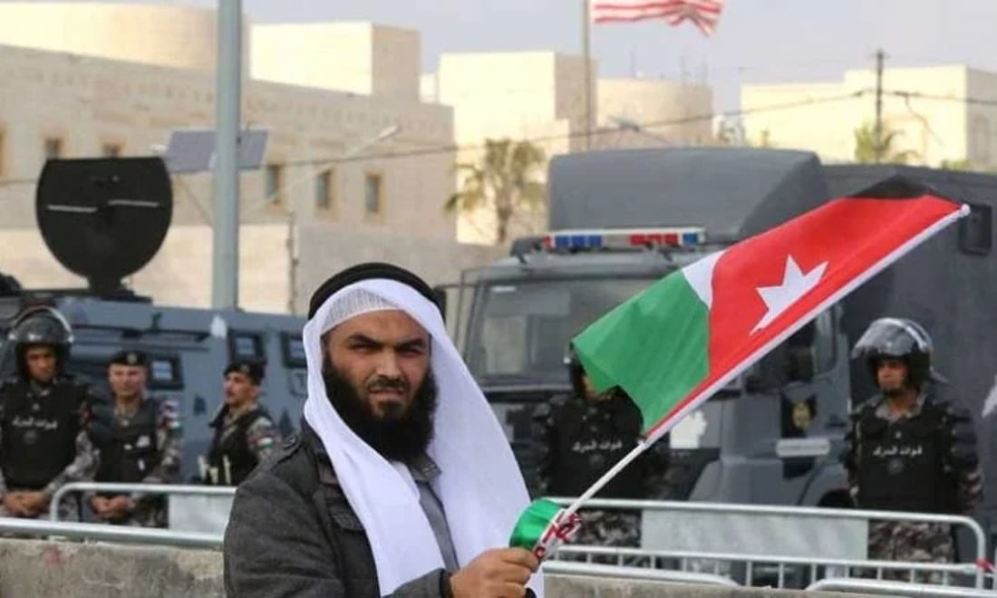 الأردن تقتحم اجتماعاً إسلامياً في خليج العقبة وتلاحق قادة الأخوان