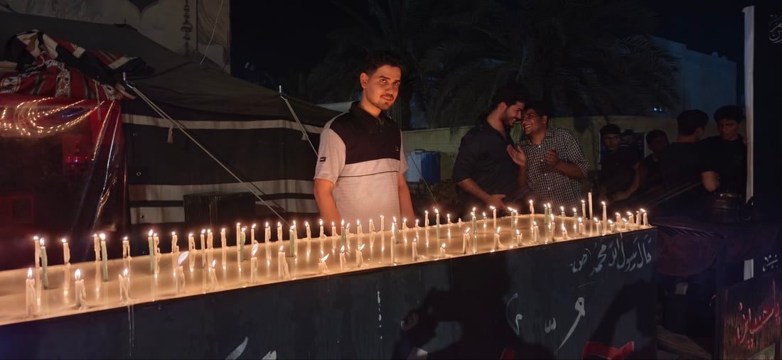 “ليلة الوحشة” في أبو الخصيب.. أضواء الشموع تستحضر غربة السيدة زينب