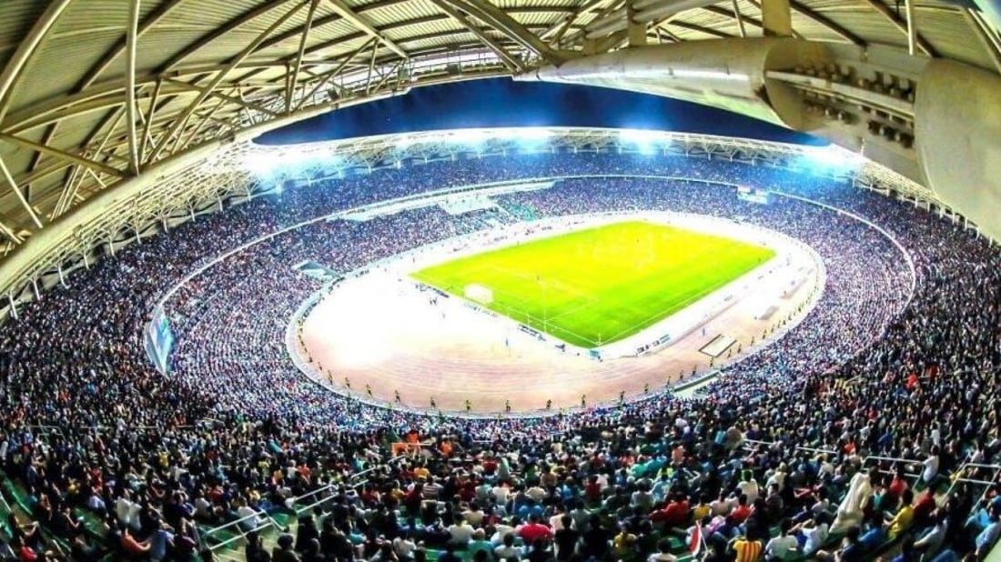 شرطة البصرة تحذر: لا تحضروا إلى جذع النخلة بلا تذاكر.. تابعوا المباراة في الساحات