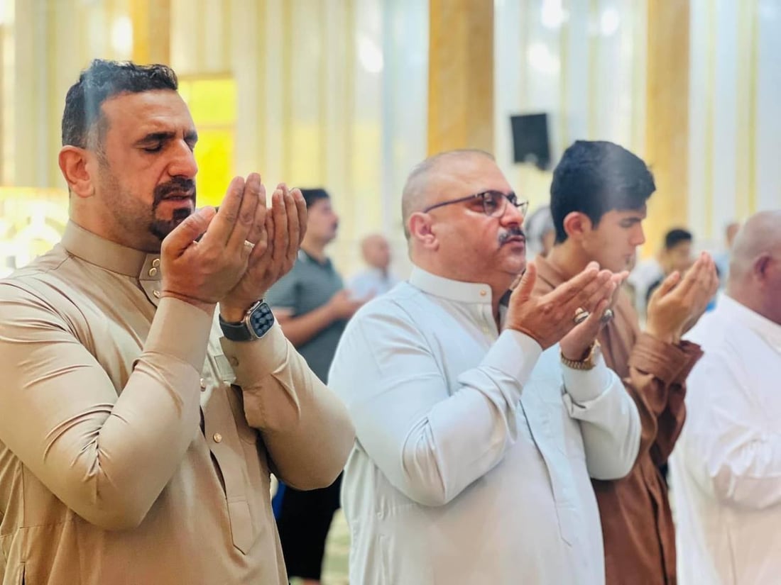 صور من صلاة العيد الموحدة في مسجدي الأبلّة والرسول الأعظم وسط وشمال البصرة