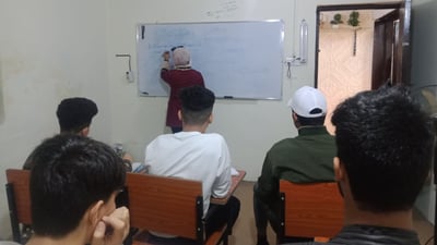 صور من المشتل: طلبة “البكلوريا” يفضلون المعاهد الجديدة على مدرّسي الخصوصي
