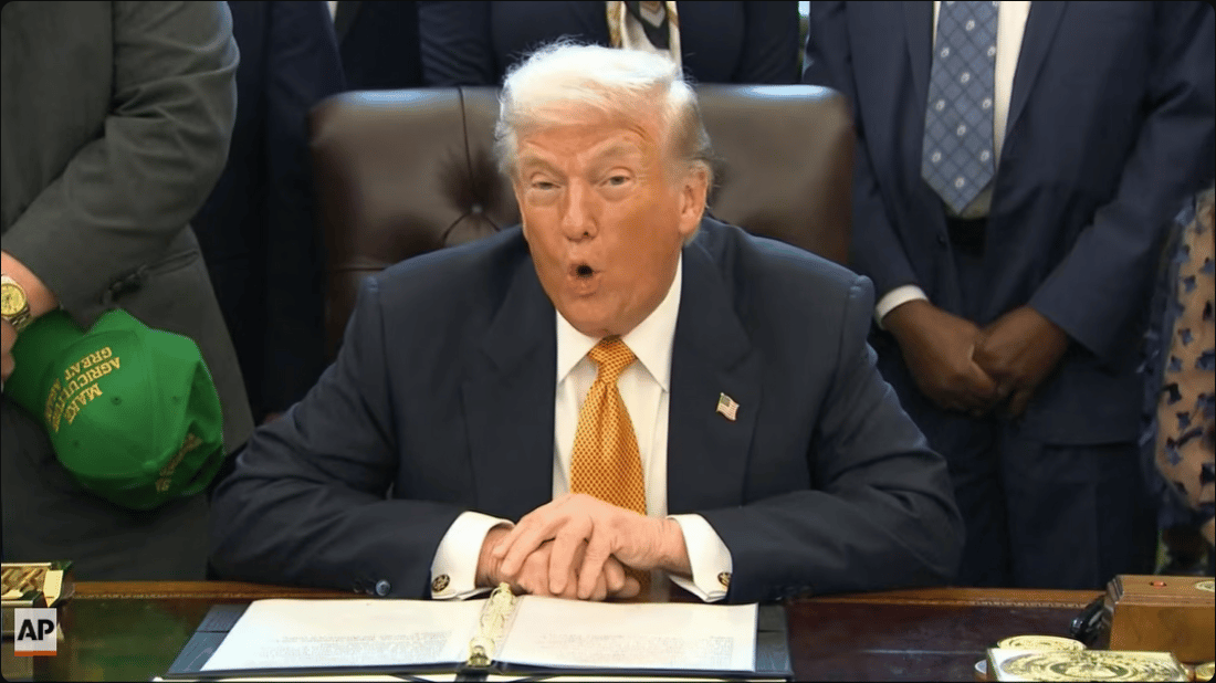 ترامب يخفف اللهجة مع إيران: وعدوني بوقف الإعدامات