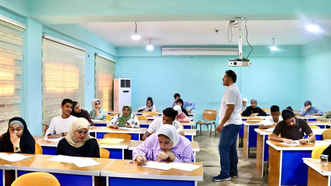 صور: اختبارات كلية الفنون الجميلة في البصرة بدأت والأعداد أكبر هذا العام
