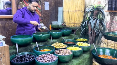 فيديو: طرشي بالقهوة والكاكاو.. كربلاء تجرب براند المائدة!