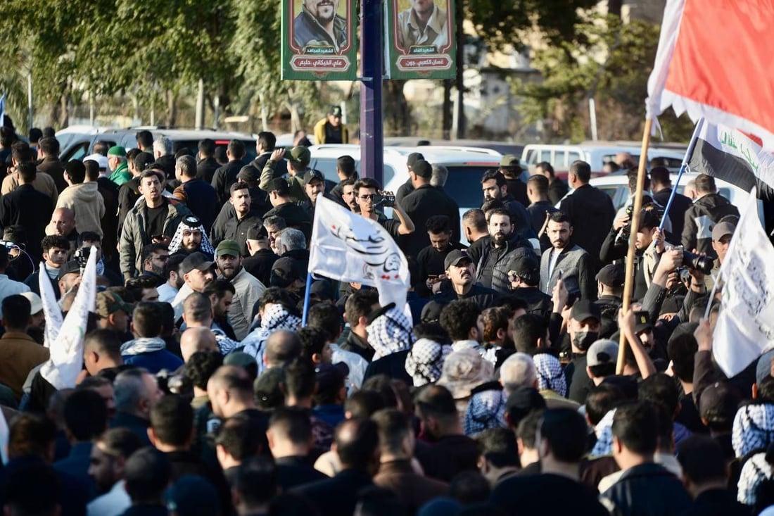 صور: الحشد يشيع “القائد أبو باقر” من أمام مديرية الإعلام