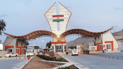 إبراهيم الخليل ينفي عرقلة عبور السواح إلى تركيا.. طوابير الحافلات طويلة وزحام شديد