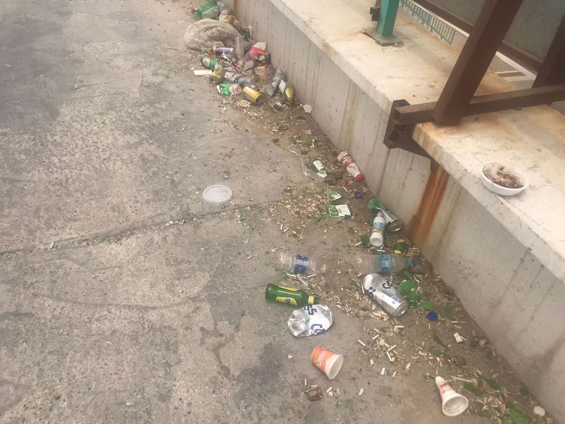 قناني مكسرة ورائحة كحول.. سهرات “أهل المزاج” على جسر السيدية تُخرجه عن الخدمة!