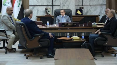 ذي قار تستعين ببريطانيا لمعالجة النفايات وتوليد كهرباء صديقة للبيئة