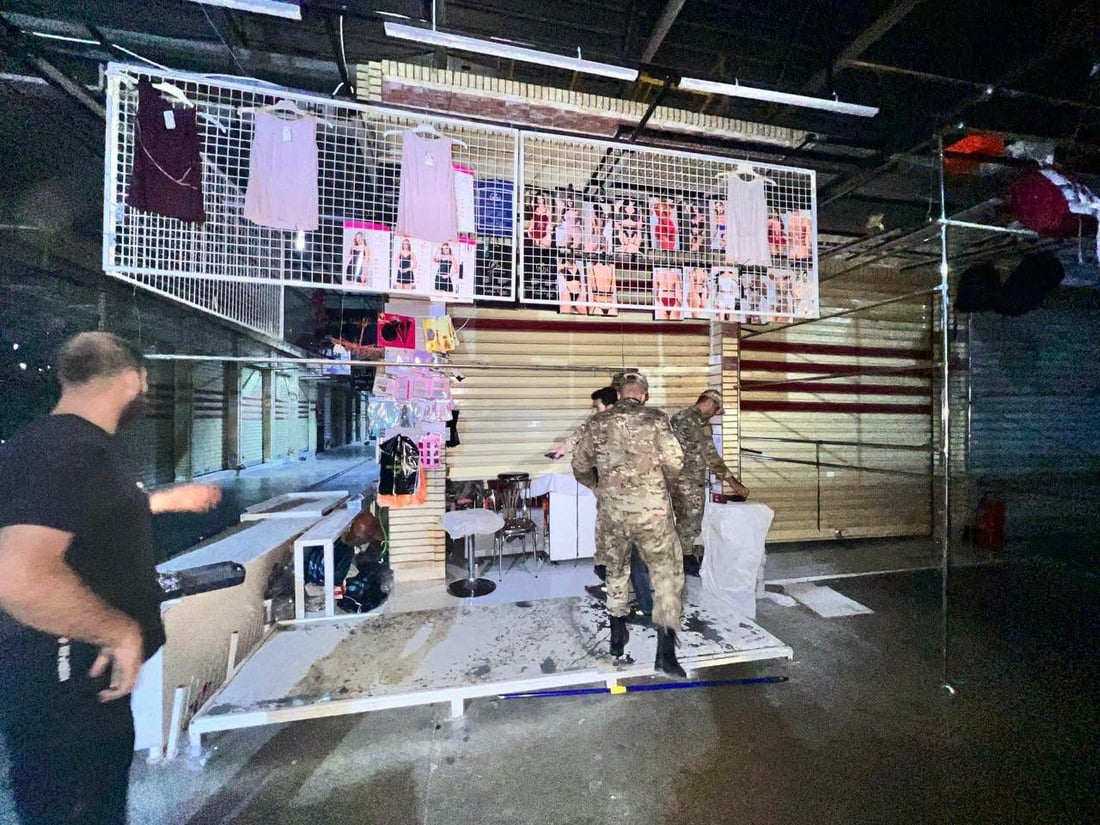 بەشێک لە کاسبکارانی ناو بازاڕی لەنگە لە هەولێر سزا دەدرێن