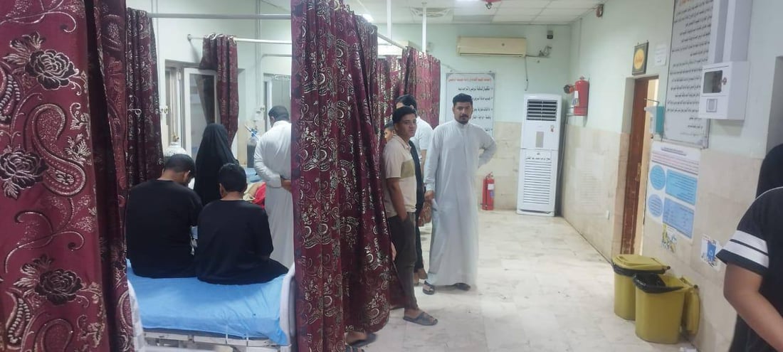 تسمم جماعي في النعمانية بعد وجبات سريعة: عشرات الإصابات وإغلاق الكافتيريا