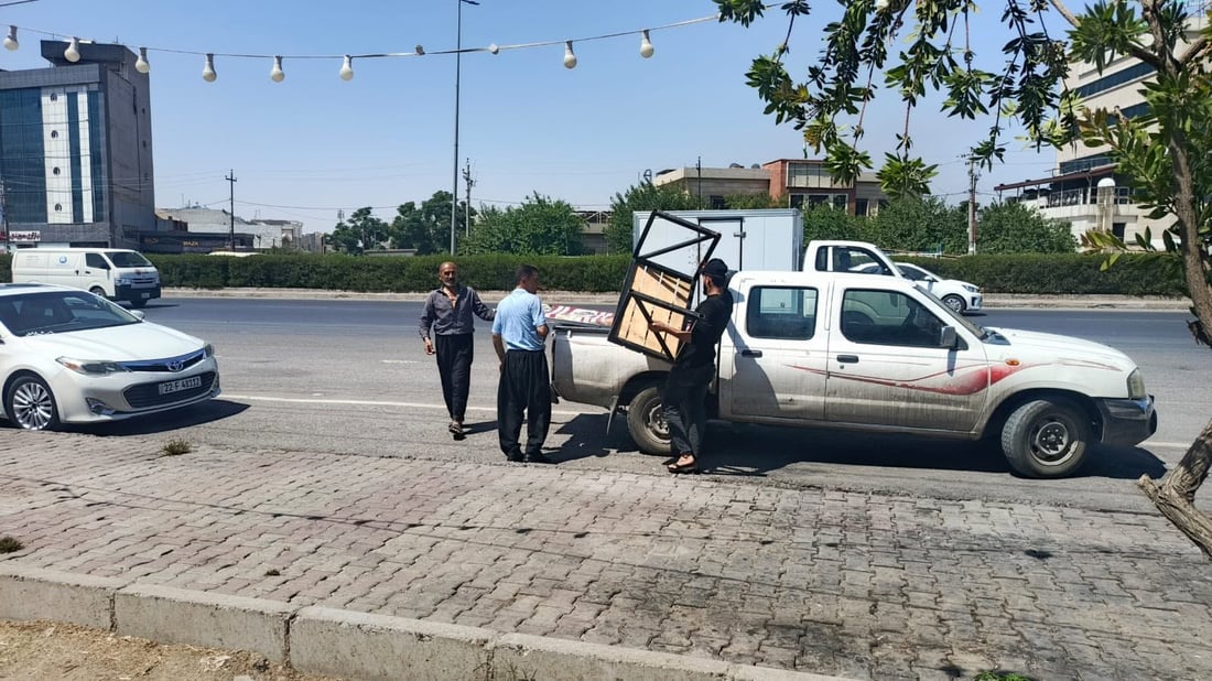 شارەوانی هەولێر کۆشک و کەپرەکان لەسەر پیادەڕۆکان لادەبات