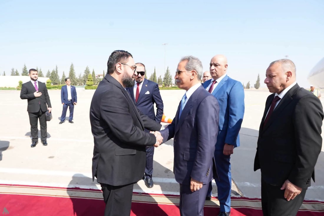 فائق زيدان يصل إلى سوريا للقاء الشرع