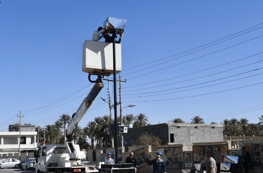 البلدية: هذا نصب فلكة حديثة للصمود والتحدي وشكراً لكوادر الكهرباء (صور)