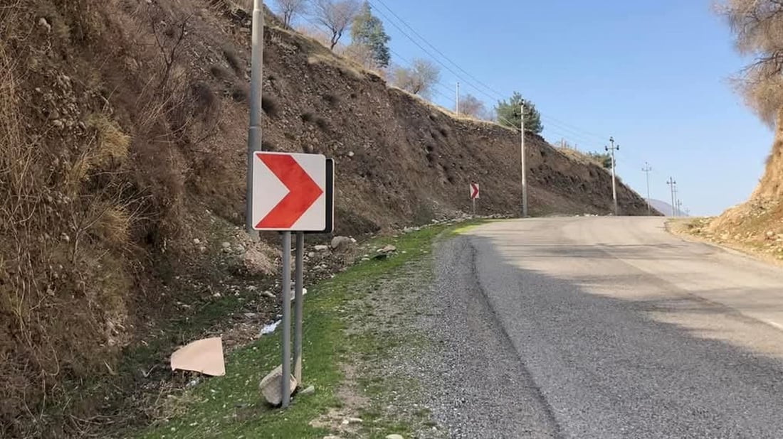 هاتوچۆى راپه‌ڕین ده‌ستى به‌ دانان و نوێكردنه‌وه‌ى هێماكان له‌ سنوورى پشده‌ر كردووه‌