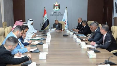العراق يبحث مع السعودية ملف الربط الكهربائي والفرص الاستثمارية