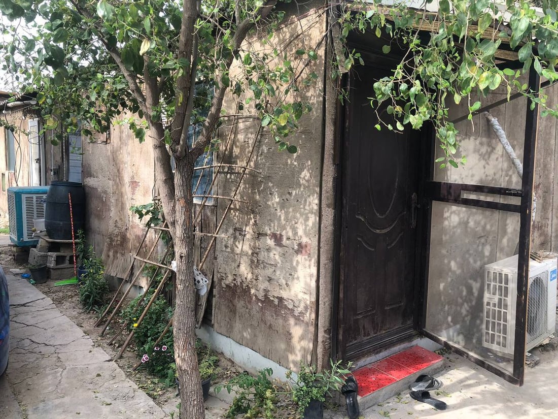 الدورة: سقوف منازل الإسكان لا تقي الرصاص.. موظفون ومتقاعدون يطالبون بالتمليك