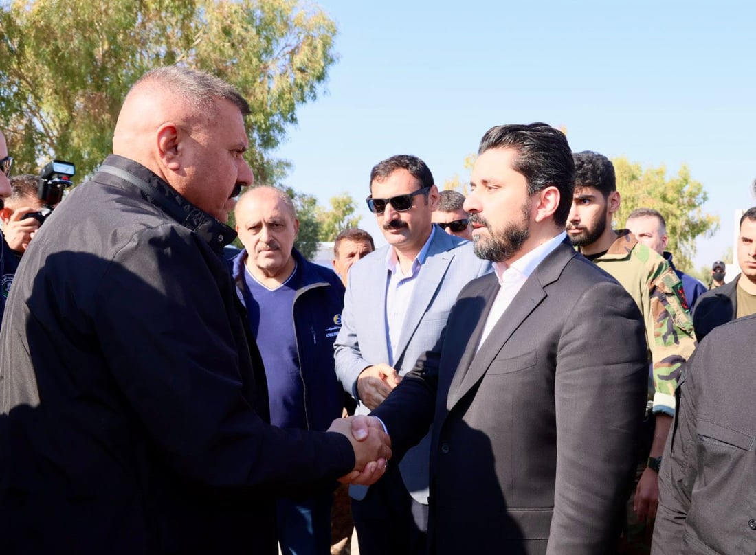 صور: وزير الداخلية ورئيس المخابرات يتفقدان حقل كورمور بعد الهجوم