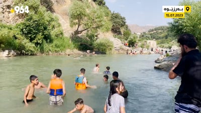 پلەی گەرما بەرزە و لە چەم و رووبارەكان مەلە دەكەن