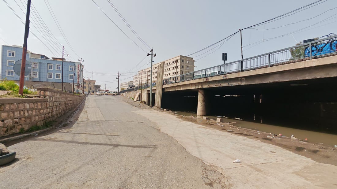 بن پردی سەیداوە خاوێن کرایەوە و زنجیرێکی ئەستووریشی لێدرا