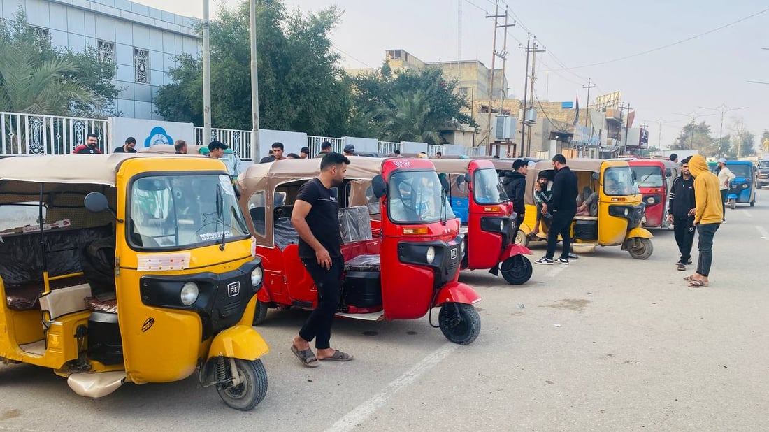 صور: التكتك أغلى من السيارة في العمارة وهذا مكان “الوقفة” الجديدة