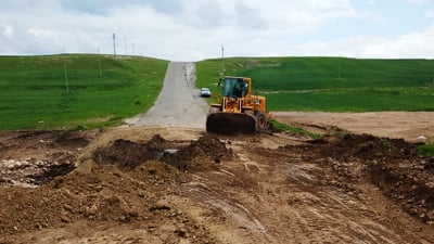 رێگای بەشێکی ناحیە و گوندەکان لە پاشماوەی باران و لافاو پاککرانەوە