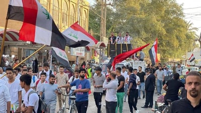 تظاهرة في المحاويل ضد استيلاء الأحزاب على دوائر الدولة وتدهور الخدمات (صور)